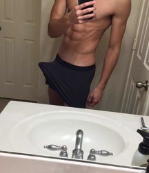 Hot Boys 19 5a538a61e76d5.jpg
