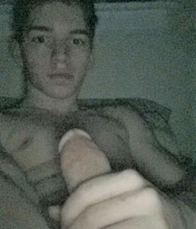 Hot Boys 20 5a538b35c2c58.jpg
