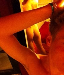 Random Acts Of Hotness 8 5a746654ab9d0.jpg
