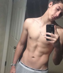 Hot Boy's Club 3 5a7470db42be7.jpg