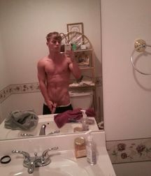 Hot Boy's Club 6 5a7473d0e9d0f.jpg