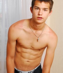 Hot Boy's Club 8 5a74756282e70.jpg