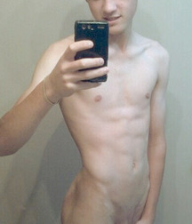 Hot Boy's Club 14 5a7ae5337bd9f.jpg