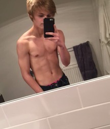 Hot Boy's Club 19 5a7ae7c636367.jpg