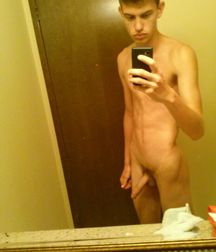 Hot Boy's Club 21 5a7aea3f0b36b.jpg
