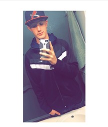 Tons Of Twinks 17 5aabd16760c18.jpg