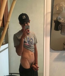 Nothing But Twinks 3 5ace0e7bcc5a8.jpg