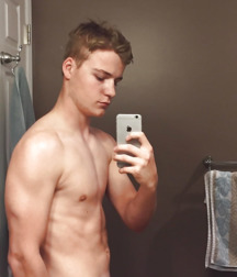 Whole Lotta Boys 4 5b7980c2c92eb.jpg