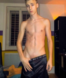 Twinks World 7 5b9bc28f3f4b6.jpg