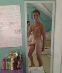 Nice Twinks 2 5b9d0a63265e9.jpg