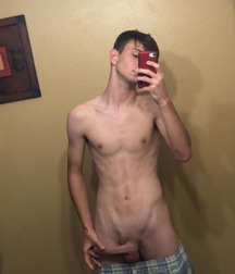 Nothing But Hot Boys 14 5baa52bee73f3.jpg