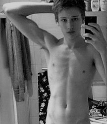 Even More Twinks 5bae3d91e969c.jpg