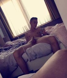 Even More Twinks 15 5bae44046efda.jpg