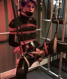 Even More Twinks 15 5bae440ce1766.jpg