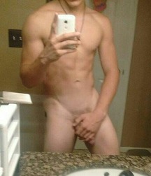 Hot Pics 5bb364f616964.jpg
