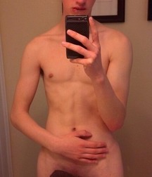Hot Pics 5bb3654fdda1c.jpg