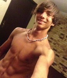 Hot Pics 5bb3655a69f45.jpg