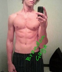 Hot Pics 2 5bb4dcf2aa7d7.jpg