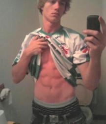 Hot Pics 2 5bb4dd018db30.jpg