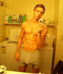 Hot Pics 2 5bb4dd08d57a8.jpg