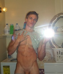 Hot Pics 2 5bb4dd174a0e0.jpg