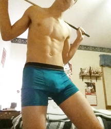 Hot Pics 3 5bb619b65eab7.jpg