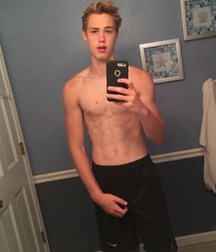 Hot Pics 3 5bb61bbeeac7d.jpg
