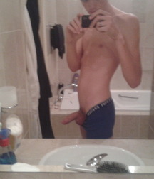 Hot Pics 4 5bb61da504577.jpg