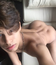 Hot Pics 5 5bb7fbff1d52f.jpg