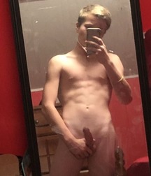 Hot Pics 10 5bbca83807967.jpg