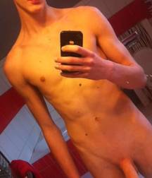 Hot Pics 15 5bc095f735e18.jpg