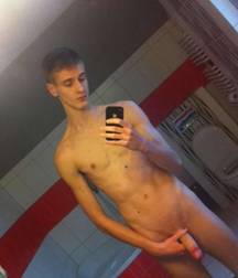 Hot Pics 15 5bc095f874994.jpg