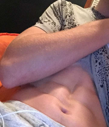 Hot Pics 16 5bc1ec3eb6bac.png