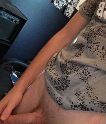 Hot Pics 16 5bc1ec41b8c93.png