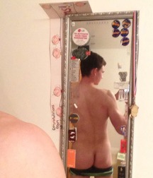 Hot Pics 16 5bc1ec8e3d459.jpg