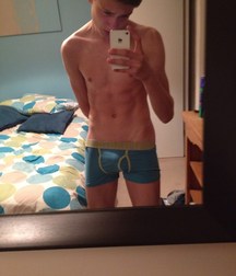 Hot Pics 17 5bc1f0e82b928.jpg