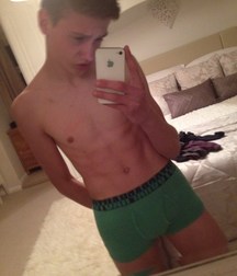 Hot Pics 17 5bc1f0edba823.jpg