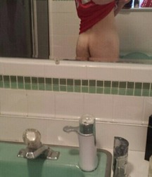 Hot Pics 19 5bc1fdfc5b119.jpg