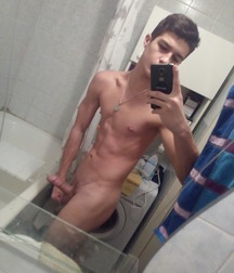 Hot Pics 19 5bc2005991300.jpg