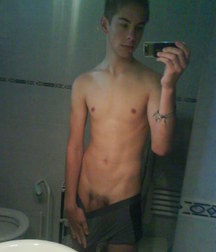 Hot Pics 21 5bc4a41ea9801.jpg