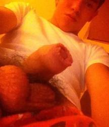 Hot Pics 22 5bc4b33c0105b.jpg