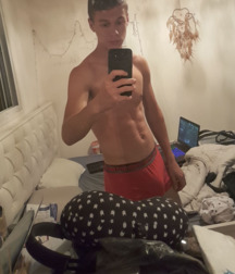 Hot Pics 23 5bc5eead0613b.jpg