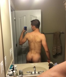 Yummy Boys 5be58b3fd063e.jpg