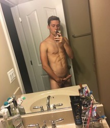 Yummy Boys 5be58b4312369.jpg