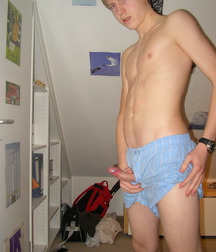 Yummy Boys 5be58b4d6a871.jpg