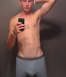 Yummy Boys 4 5be58d783dfc3.jpg