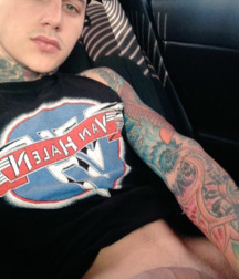 Yummy Boys 8 5be5904e53658.jpg