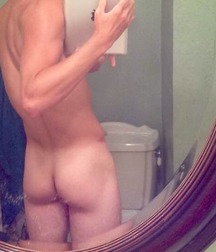 Yummy Boys 8 5be5905e87376.jpg