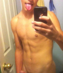Yummy Boys 10 5be5910a42a2b.jpg