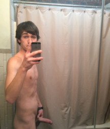 Yummy Boys 10 5be59113acaf1.jpg